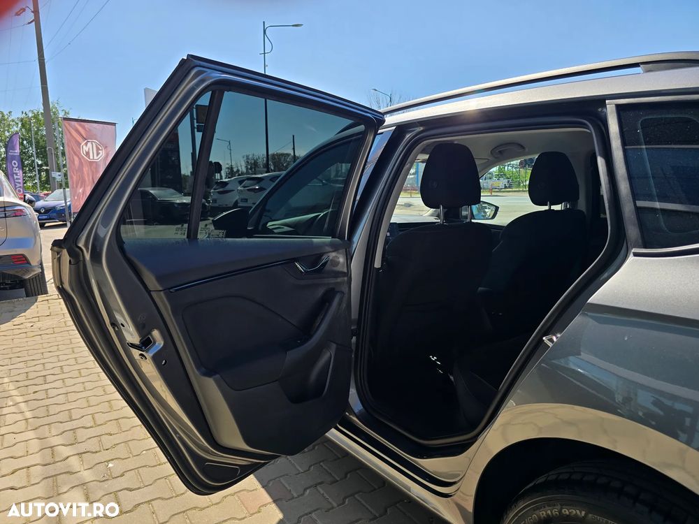 Skoda Kamiq 1.5 TSI Selection - 16