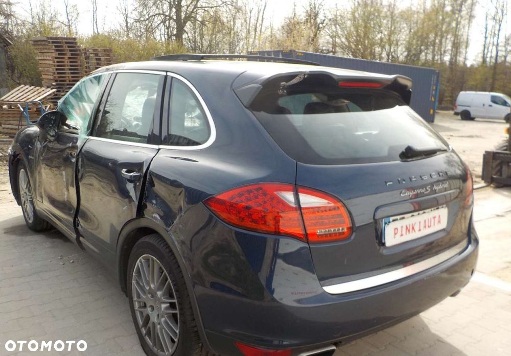 Porsche Cayenne - 11