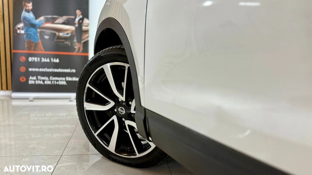 Nissan Qashqai 1.6 DCI Xtronic N-Connecta - 18