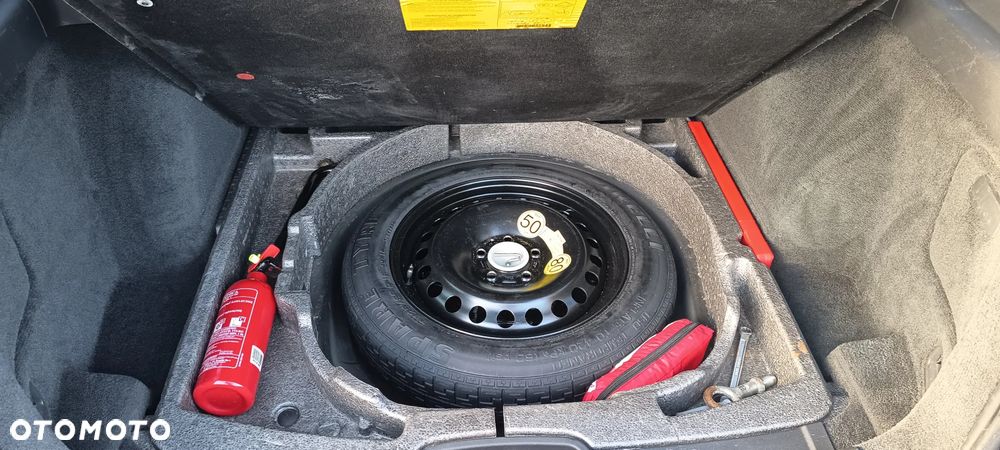Volvo V50 2.4 - 20