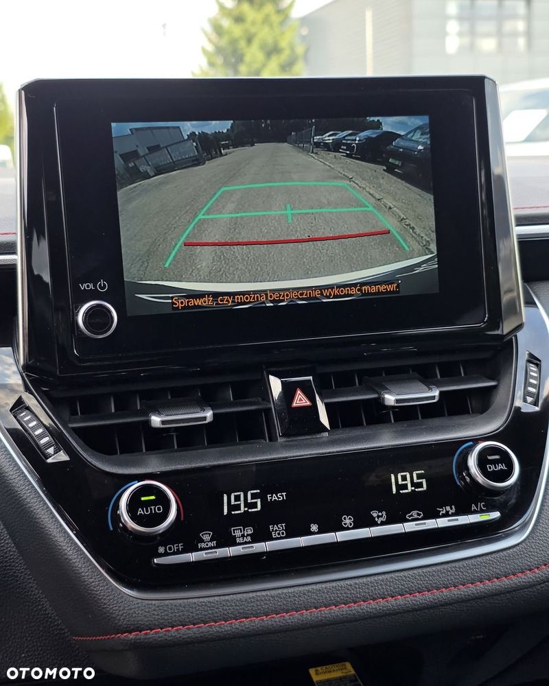 Toyota Corolla 1.8 Hybrid GPF Executive - 11