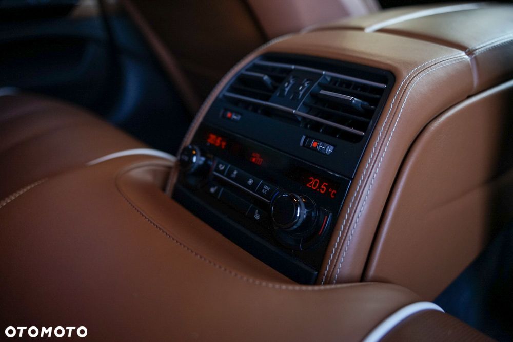 BMW Seria 6 650i - 20