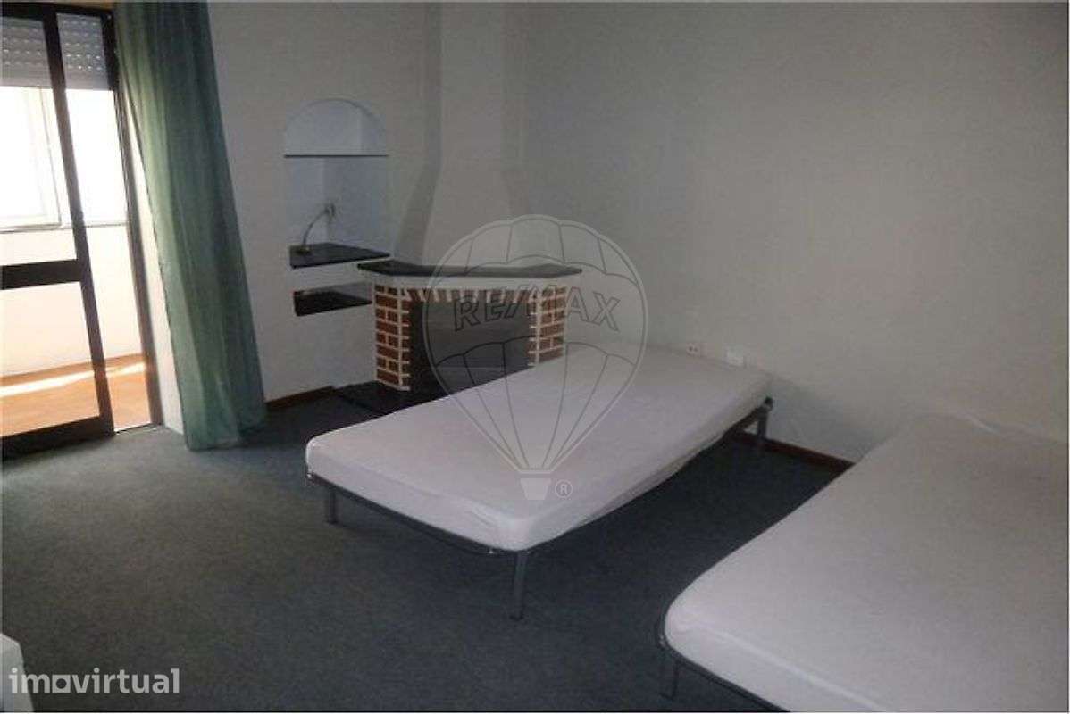 Apartamento T2 para arrendamento - Grande imagem: 4/14