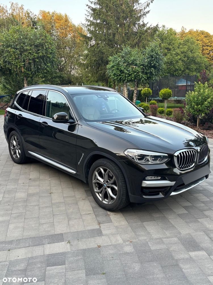 BMW X3 xDrive20d Luxury Line - 11