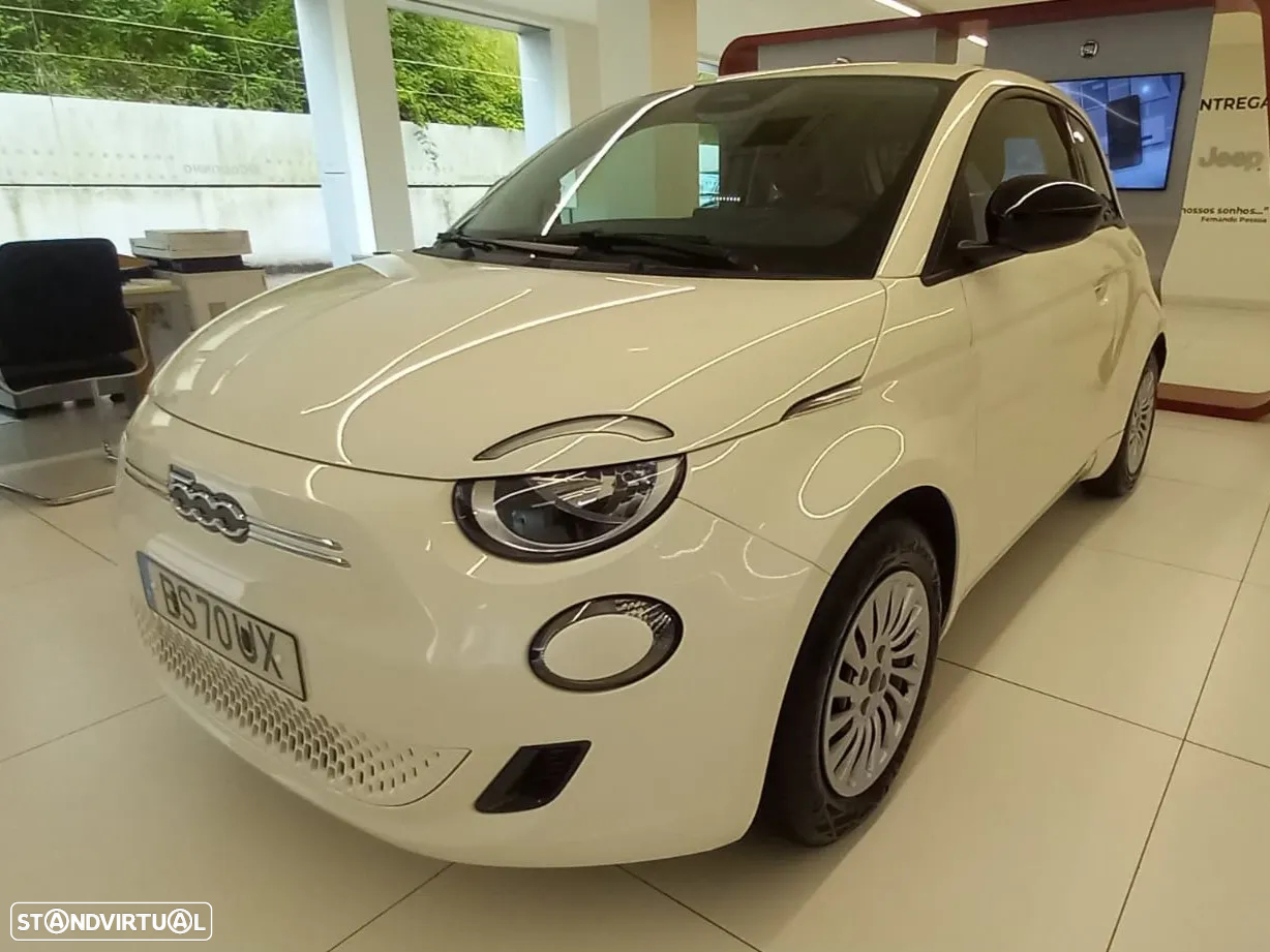 Fiat 500e (RED) - 2