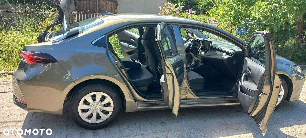 Toyota Corolla - 23