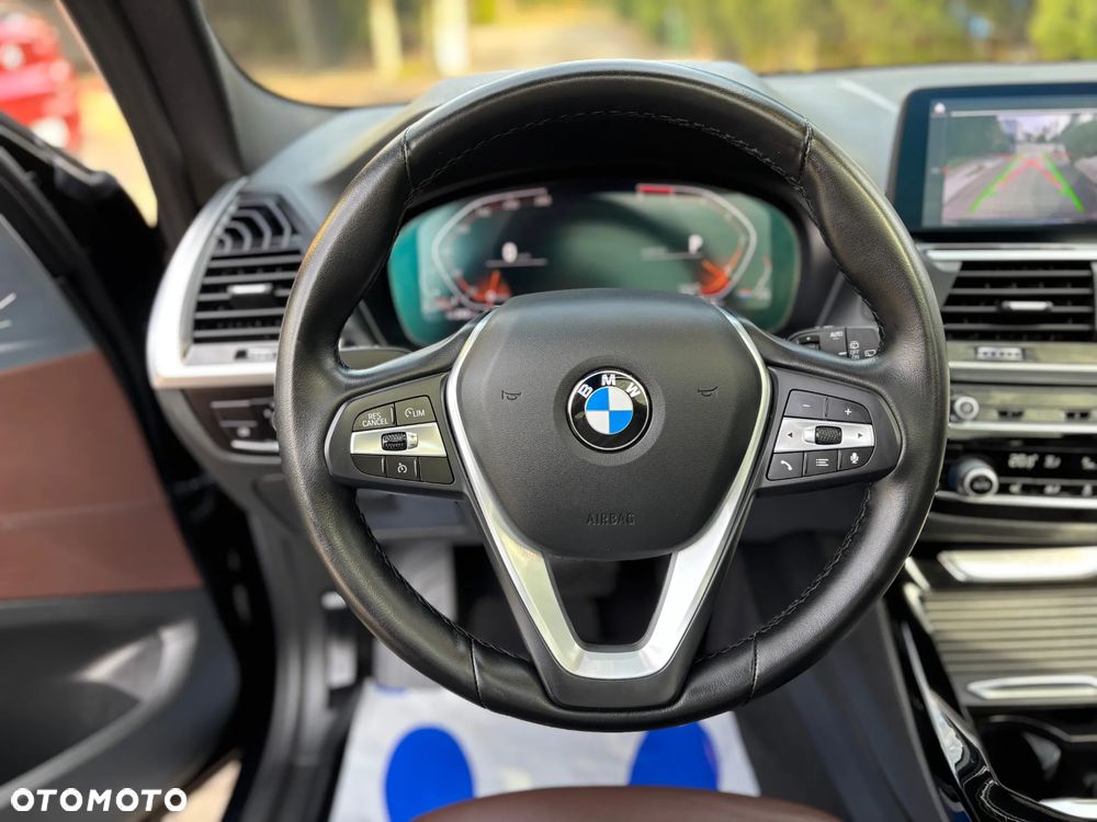 BMW X3 sDrive18d xLine sport - 27