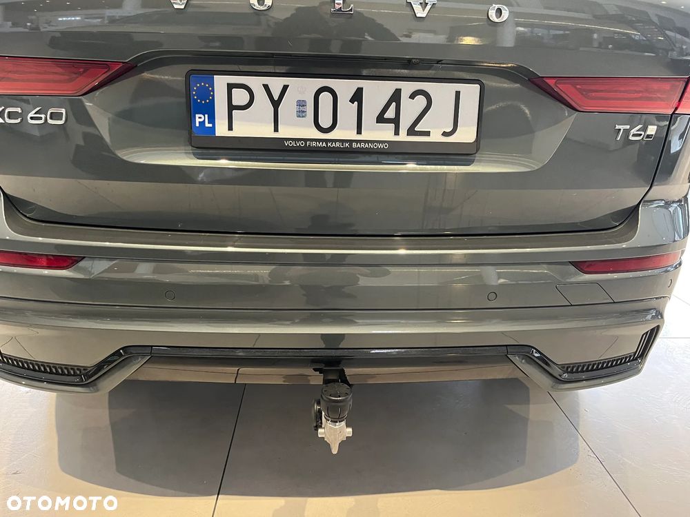 Volvo XC 60 T6 Plug-In Hybrid AWD Ultra Dark - 8