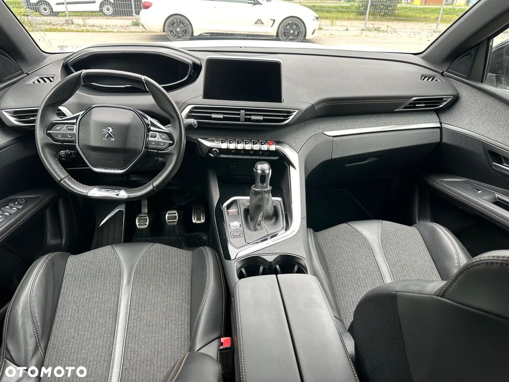 Peugeot 3008 - 9