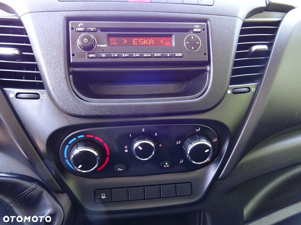 Iveco 35c14 Wywrotka 85tys km Klima Hak Oryginał Piękna - 25