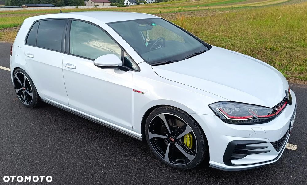 Volkswagen Golf GTI (BlueMotion Technology) - 2
