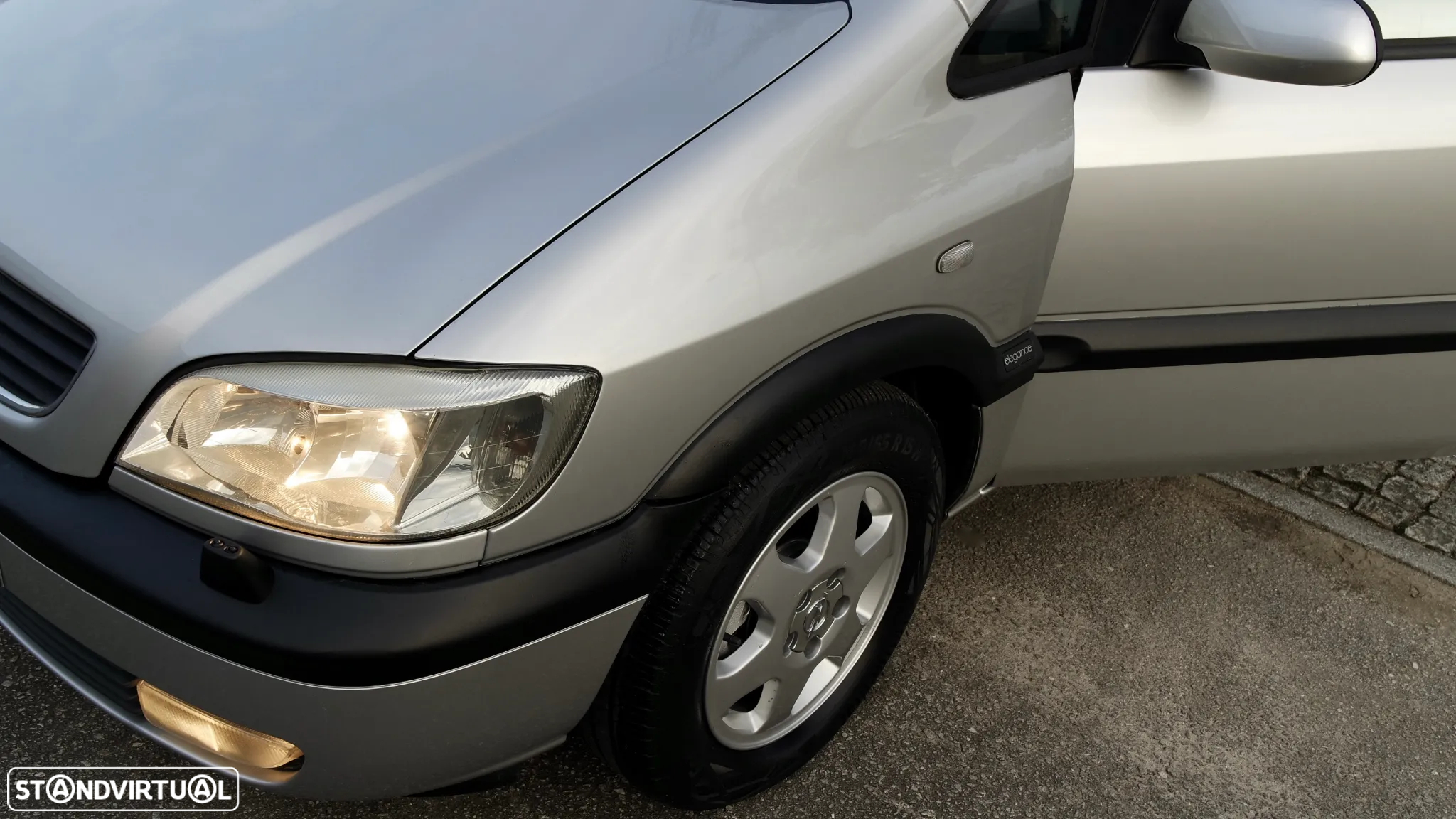Opel Zafira 2.0 DTi Elegance - 28