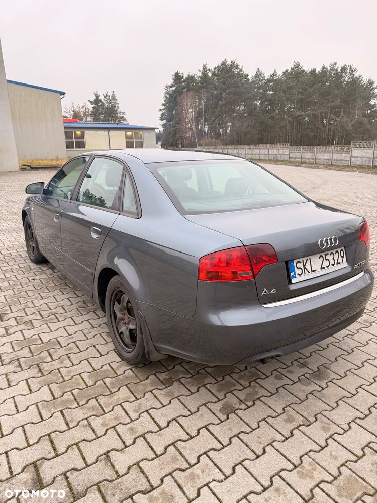 Audi A4 Limousine 2.0 TDI DPF - 5