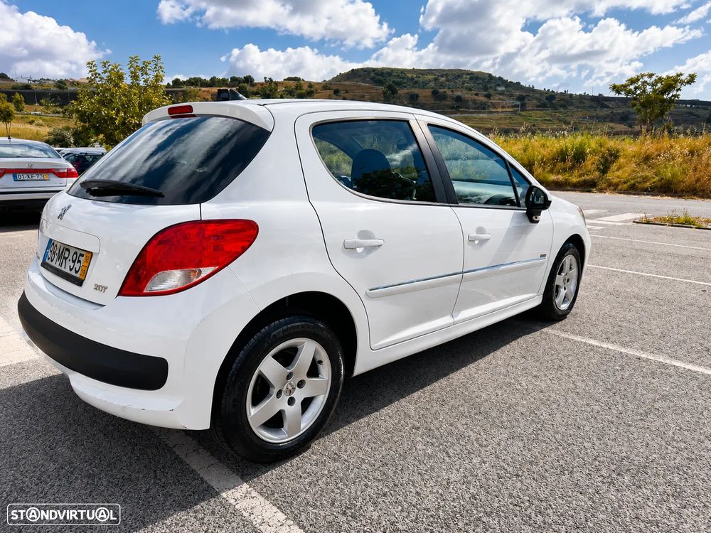 Peugeot 207 1.4 VTi Sportium - 1