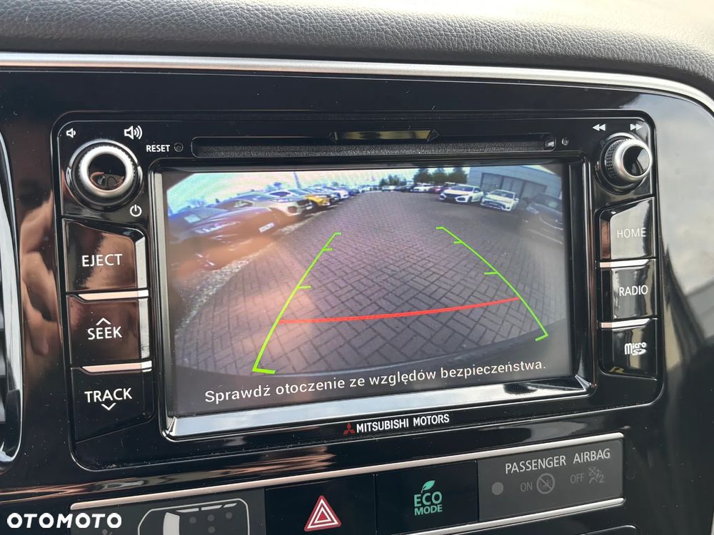 Mitsubishi Outlander 2.0 2WD CVT Active+ - 21