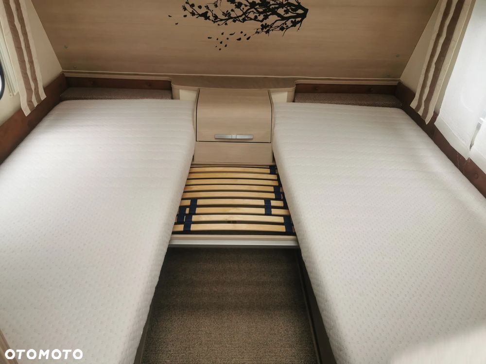 Burstner Averso Comfort 460LT - 9