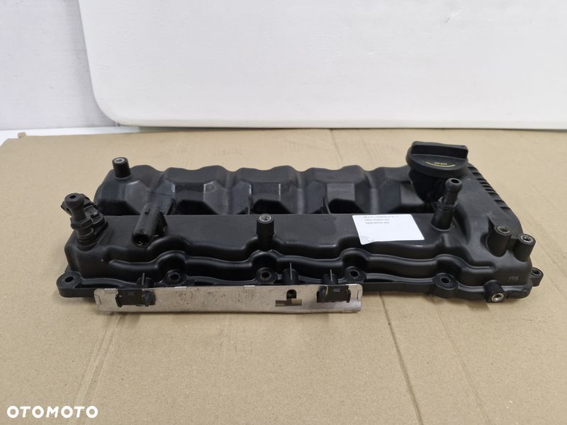 KIA CARENS 4 IV 1.7 CRDI POKRYWA ZAWORÓW - 2