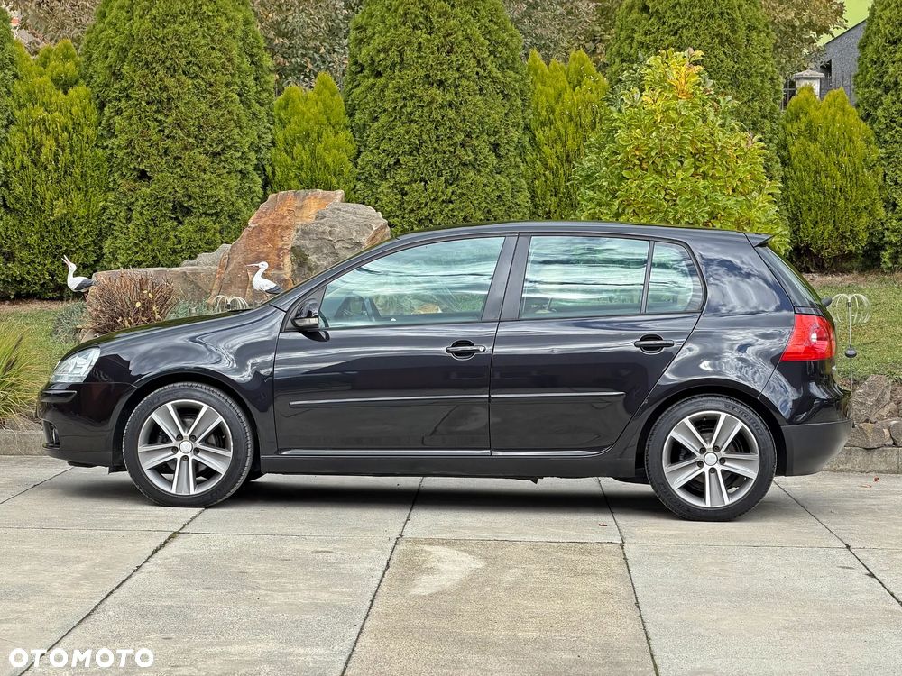 Volkswagen Golf - 17