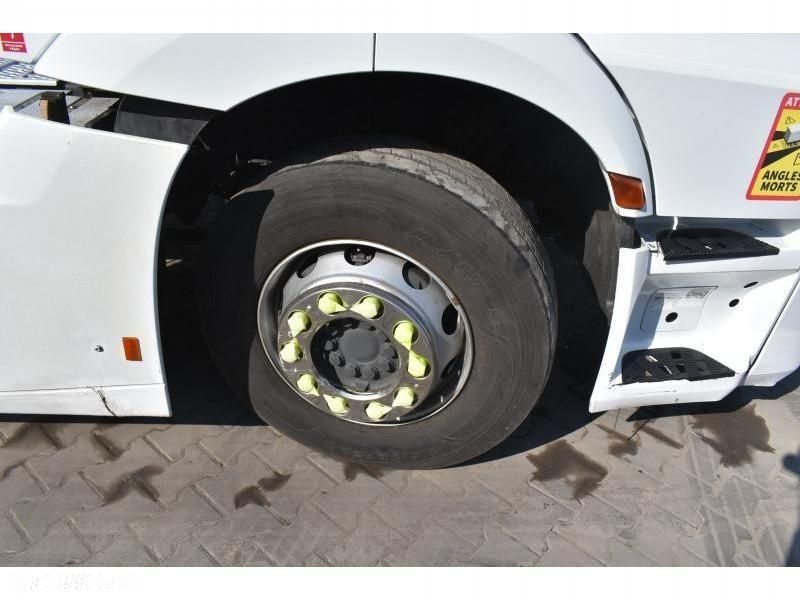 Mercedes-Benz Actros - 33