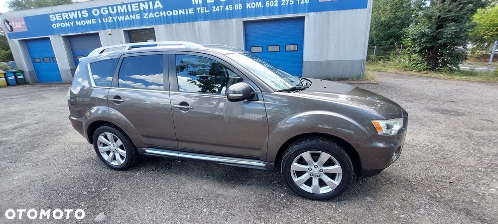 Mitsubishi Outlander 2.0 DID Intense - 17