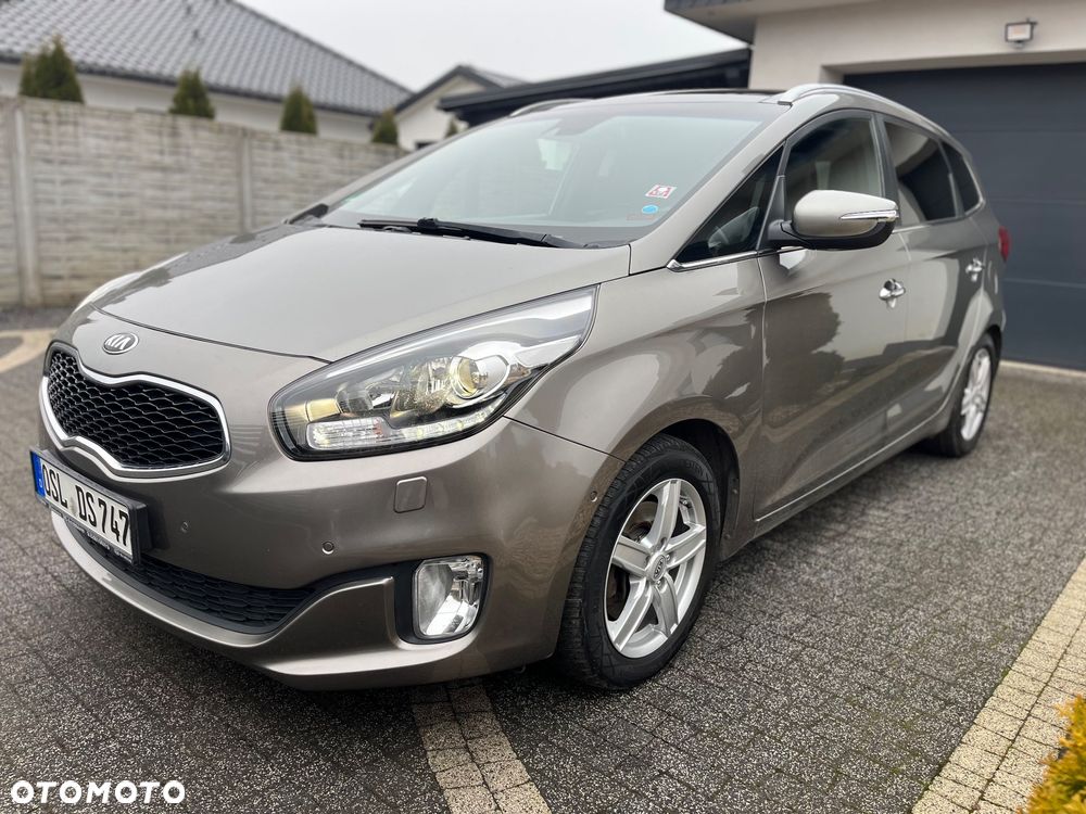 Kia Carens 1.7 CRDi XL 7os - 4