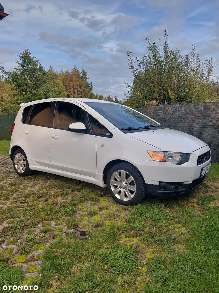 Mitsubishi Colt - 3