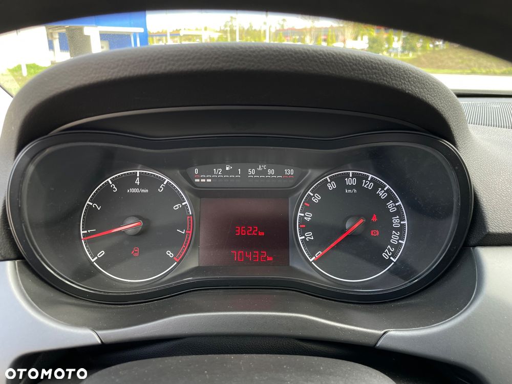 Opel Corsa 1.2 16V Essentia - 18