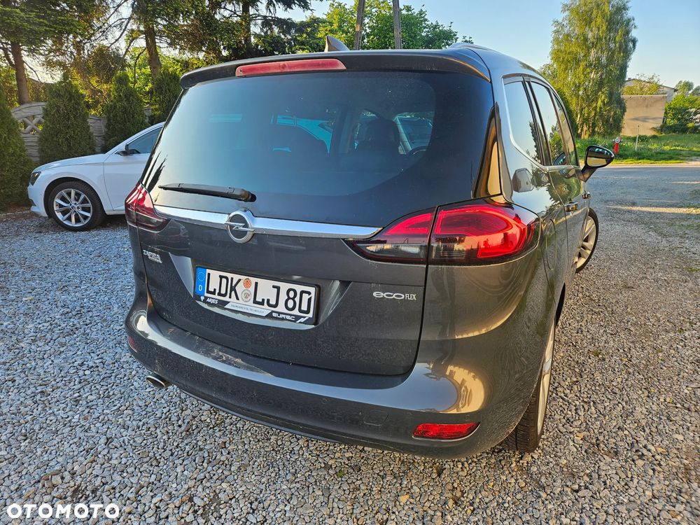 Opel Zafira 2.0 D (CDTI ecoFLEX) Start/Stop Active - 11