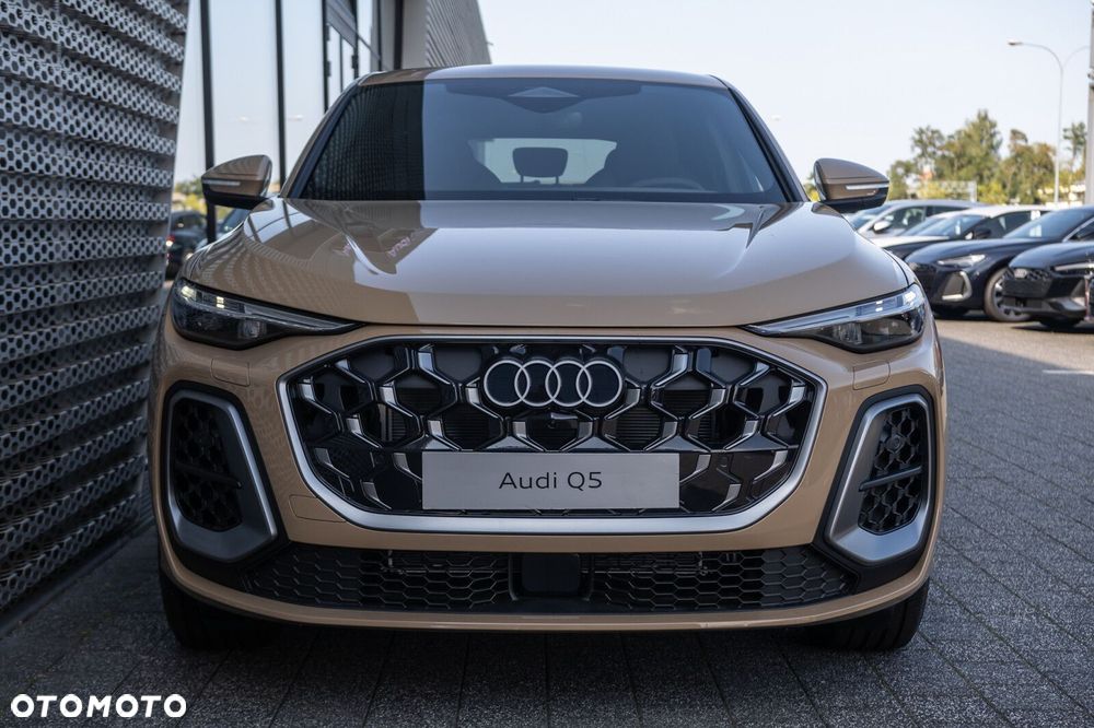 Audi Q5 Sportback - 3