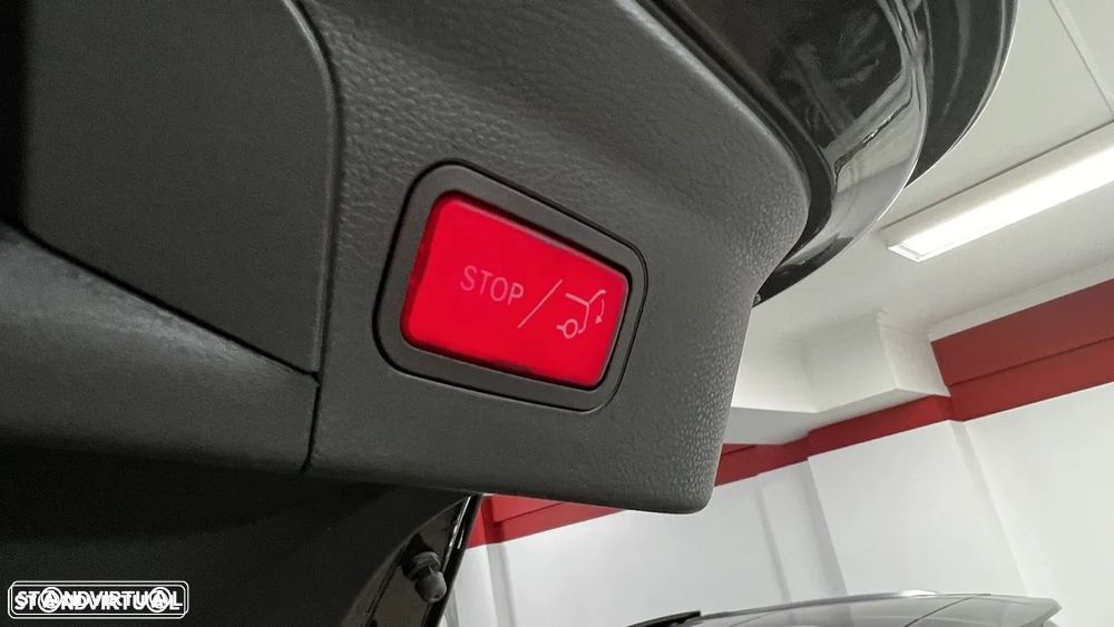 Mercedes-Benz GLC 300 e 4Matic 9G-TRONIC Edition AMG Line - 27