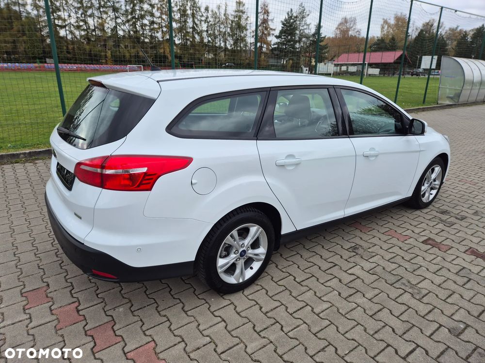 Ford Focus - 11