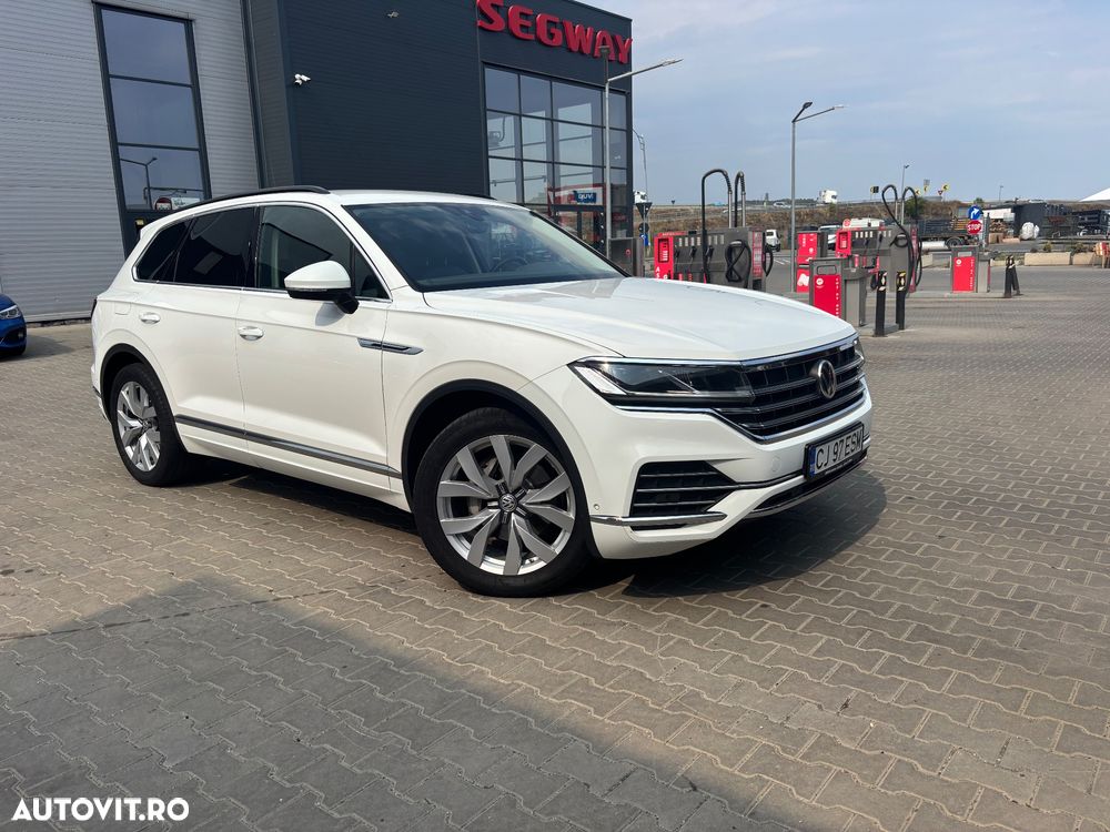 Volkswagen Touareg 3.0 V6 TDI 4Motion DPF Automatik Elegance - 2