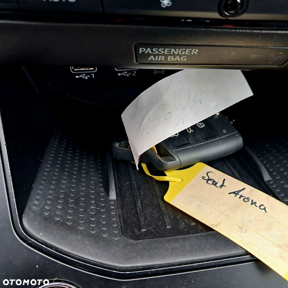 Seat Arona 1.0 Eco TSI XCELLENCE - 24