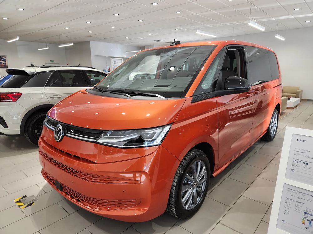 Nowy Volkswagen Multivan 2023 - 300 120 PLN, 6 km - Otomoto.pl