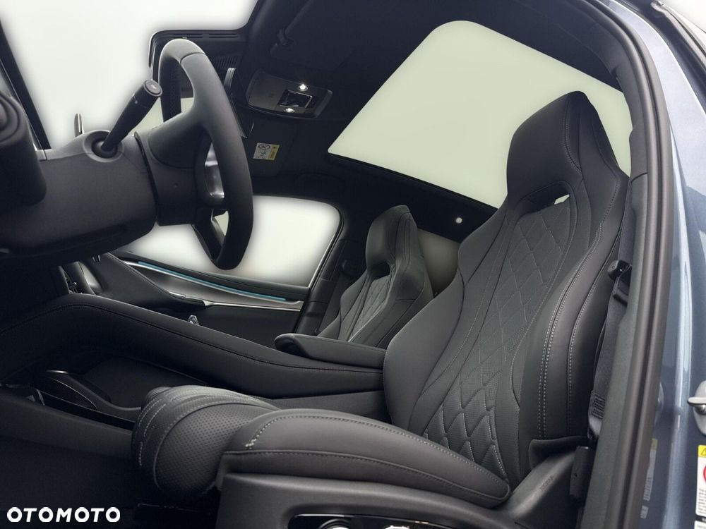 BYD Sealion 7 - 10
