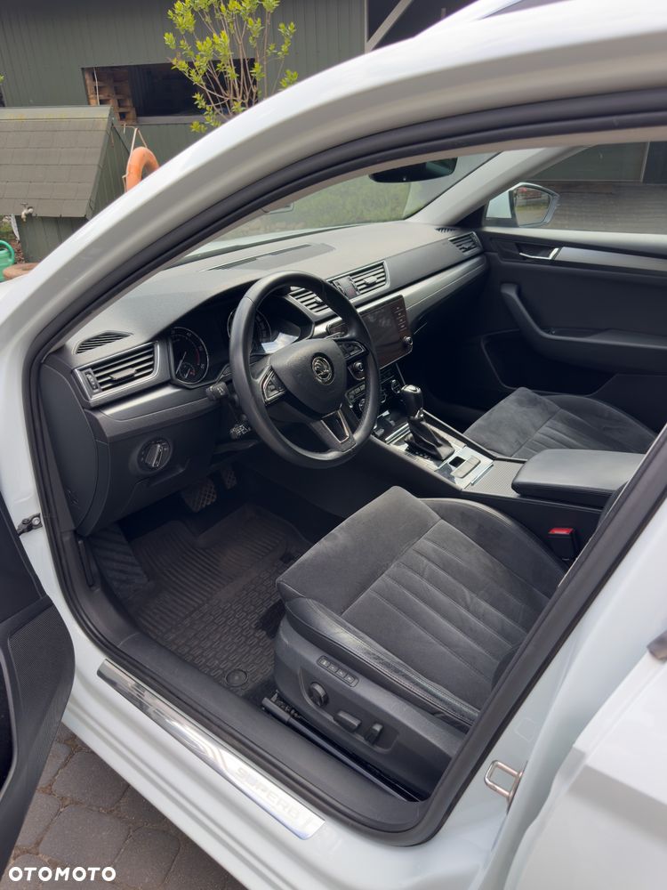 Skoda Superb 2.0 TDI Style DSG7 - 17