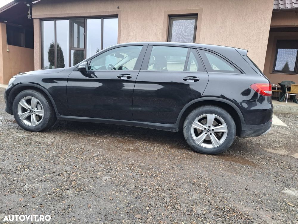 Mercedes-Benz GLC 220 d 4MATIC 9G-TRONIC AMG Line - 4