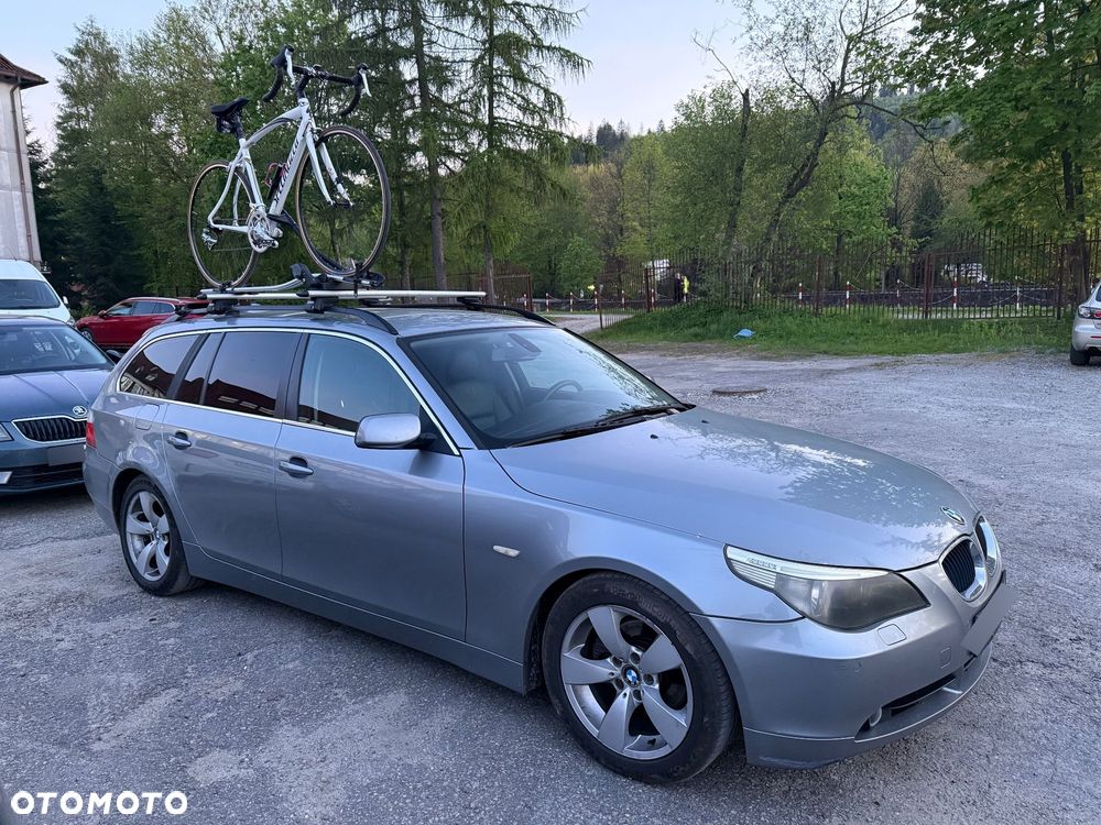 BMW Seria 5 525d - 1