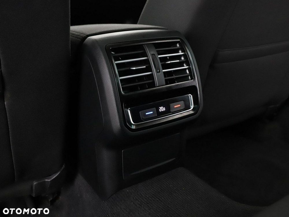 Volkswagen Passat 1.4 TSI (BlueMotion Technology) Comfortline - 34