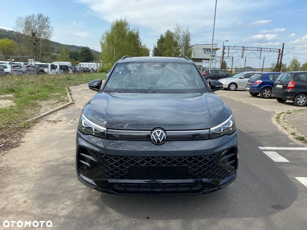 Volkswagen Tiguan - 2