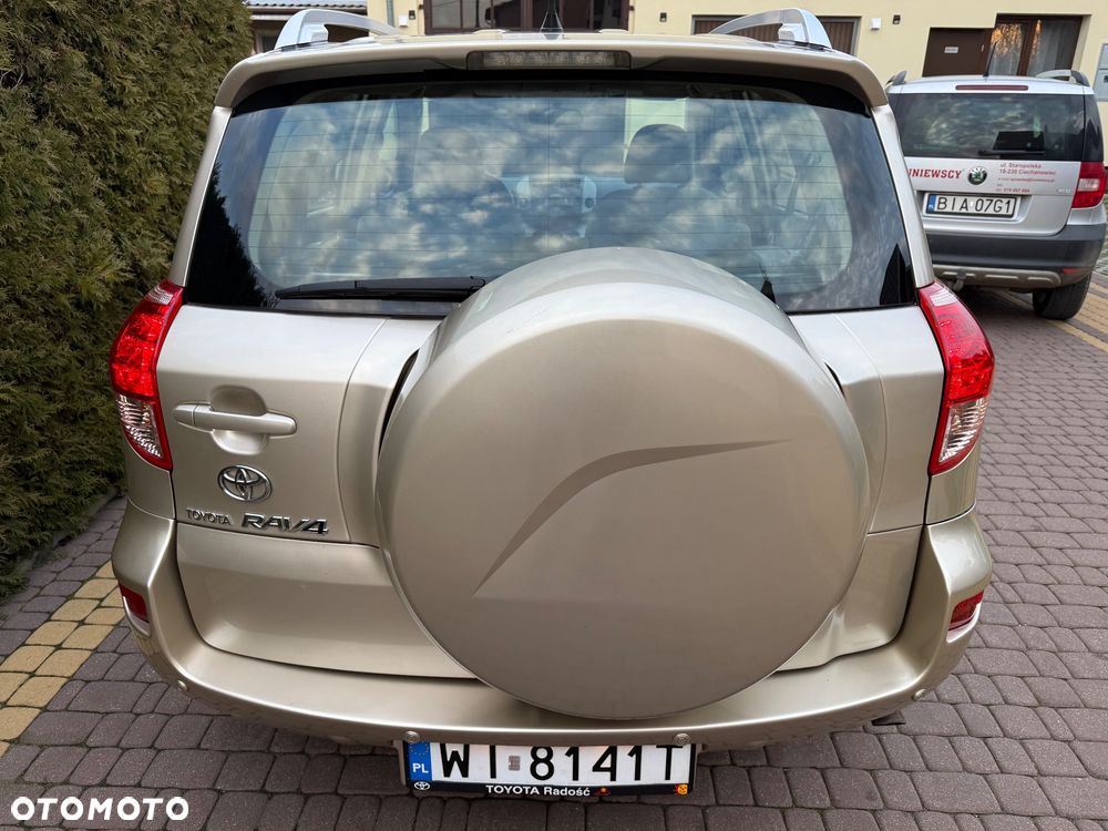 Toyota RAV4 2.0 VVT-i Premium - 7