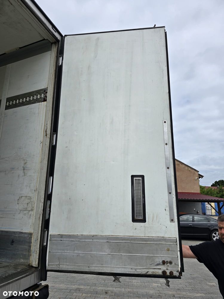 Schmitz Cargobull Chłodnia SKO 24 - 12