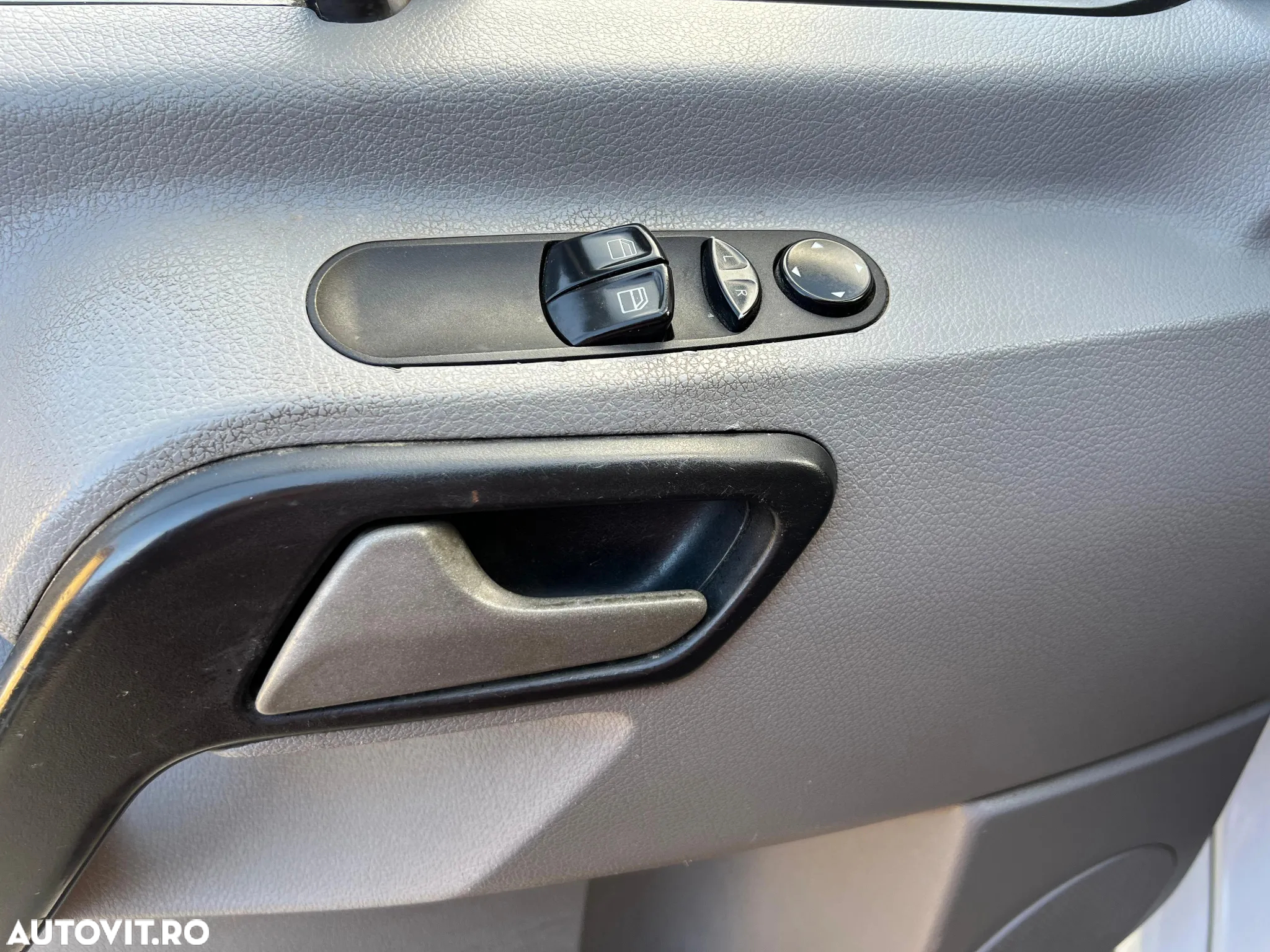 Mercedes-Benz Sprinter - 6