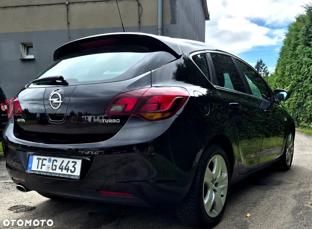 Opel Astra 1.4 Turbo - 3