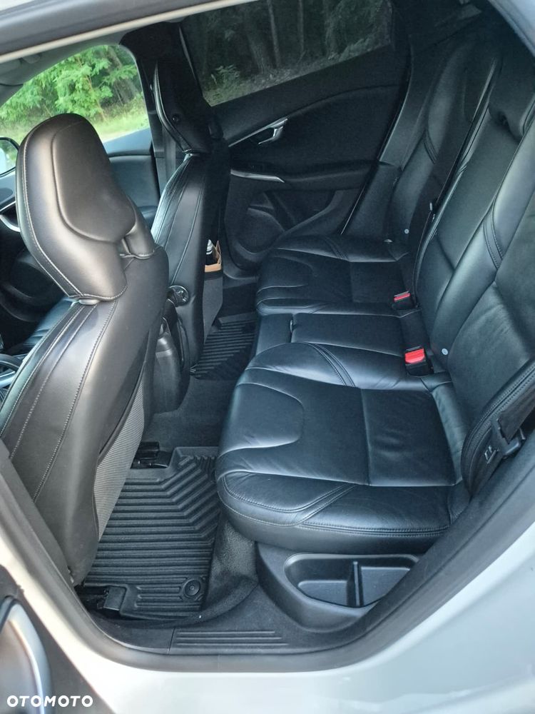 Volvo V40 - 15
