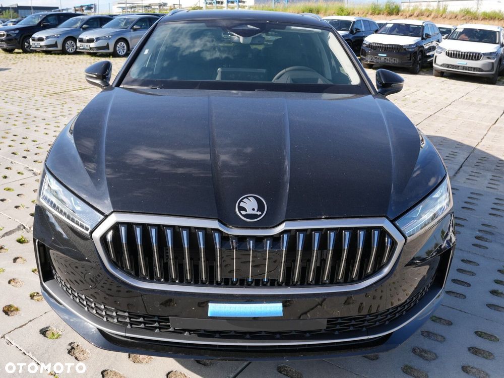 Skoda Superb 2.0 TSI 4x4 L&K DSG - 8