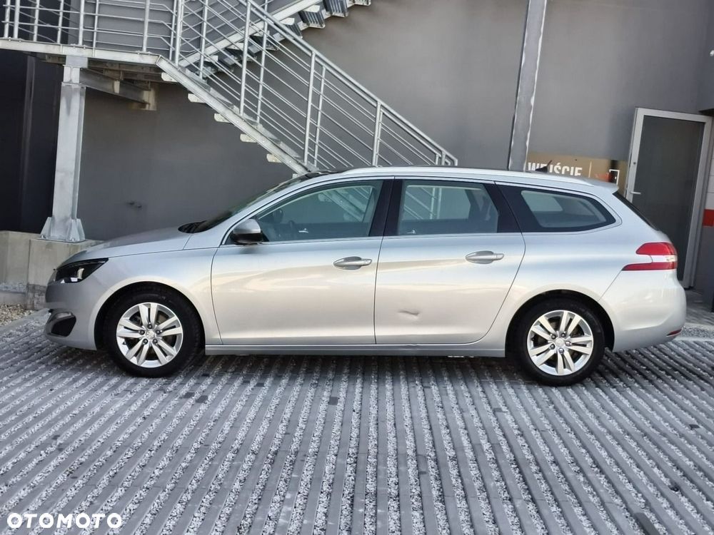 Peugeot 308 - 3