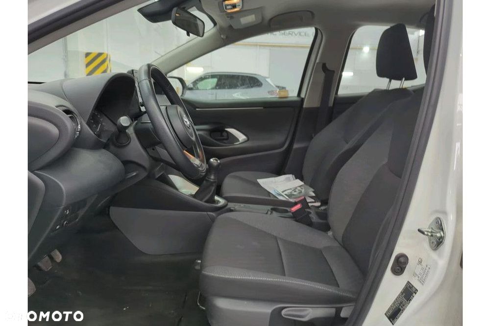 Toyota Yaris 1.0 Comfort - 5