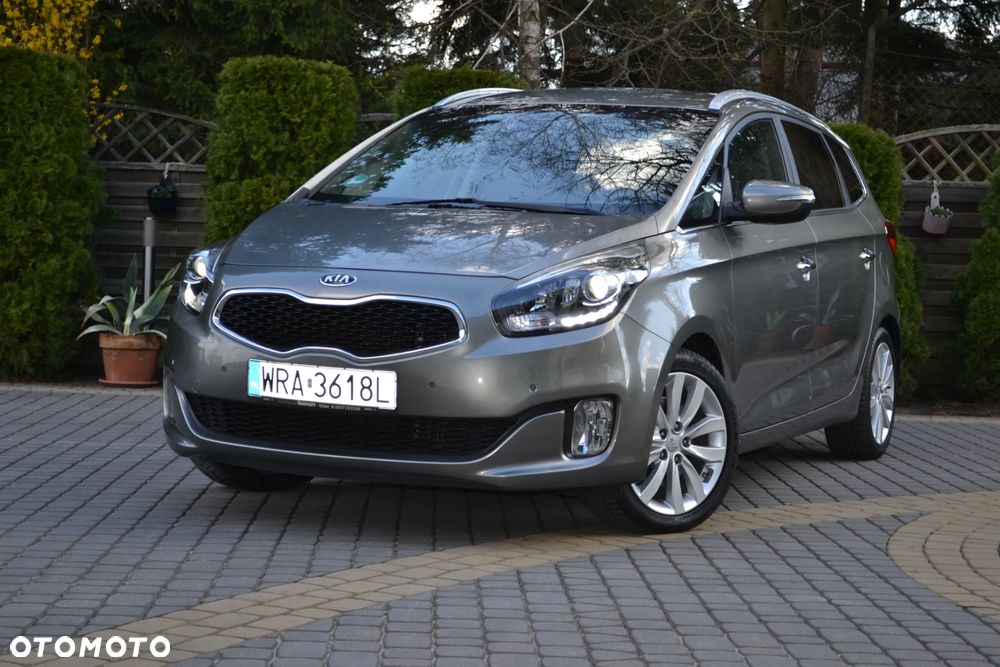 Kia Carens 1.7 CRDi Business Line 7os 7DCT - 1