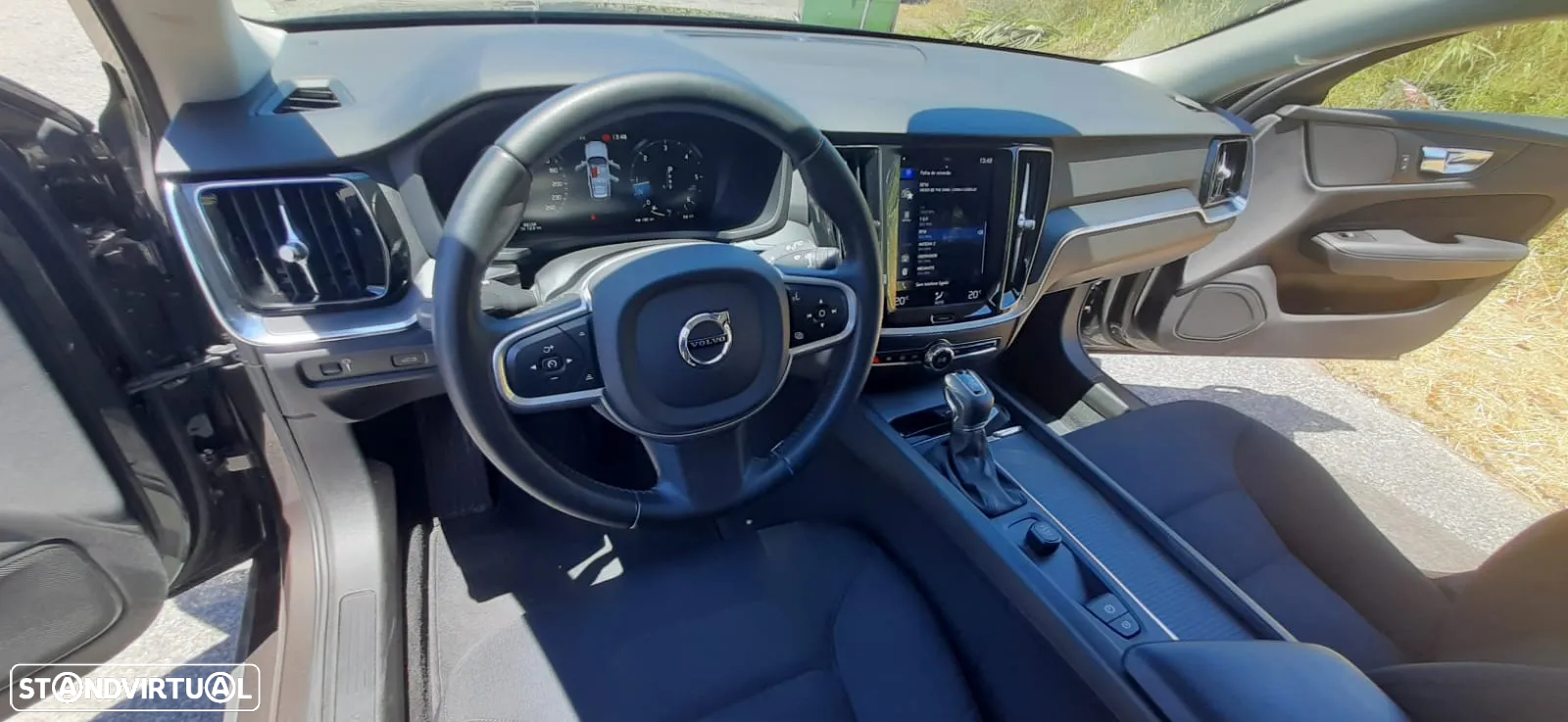 Volvo V60 2.0 D3 Momentum Geartronic - 18